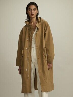 Everlane Canvas Cotton Organic Parka in Cappuccino